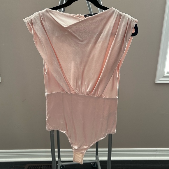 Zara Blush Pink Draping Bodysuit. Size large - Picture 1 of 6